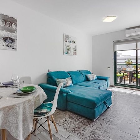Cozy Apartment In El Duque By Altamarhomes アデヘ エクステリア 写真