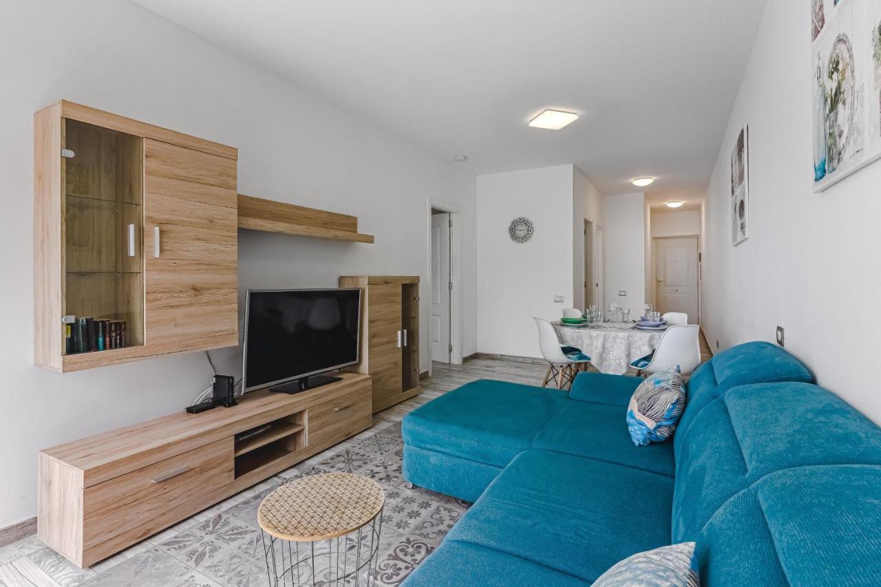 Cozy Apartment In El Duque By Altamarhomes アデヘ エクステリア 写真