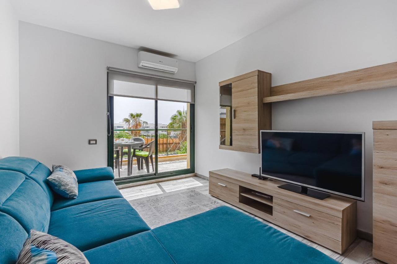 Cozy Apartment In El Duque By Altamarhomes アデヘ エクステリア 写真