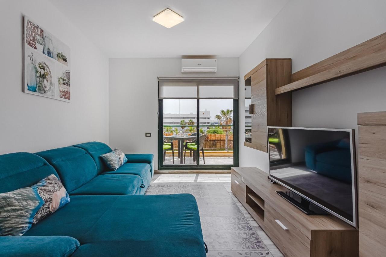 Cozy Apartment In El Duque By Altamarhomes アデヘ エクステリア 写真