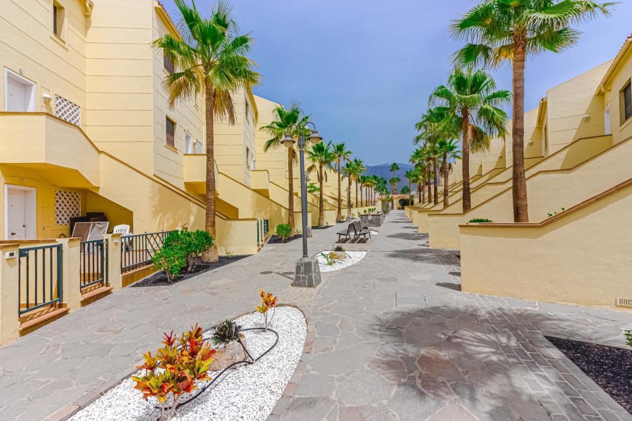 Cozy Apartment In El Duque By Altamarhomes アデヘ エクステリア 写真