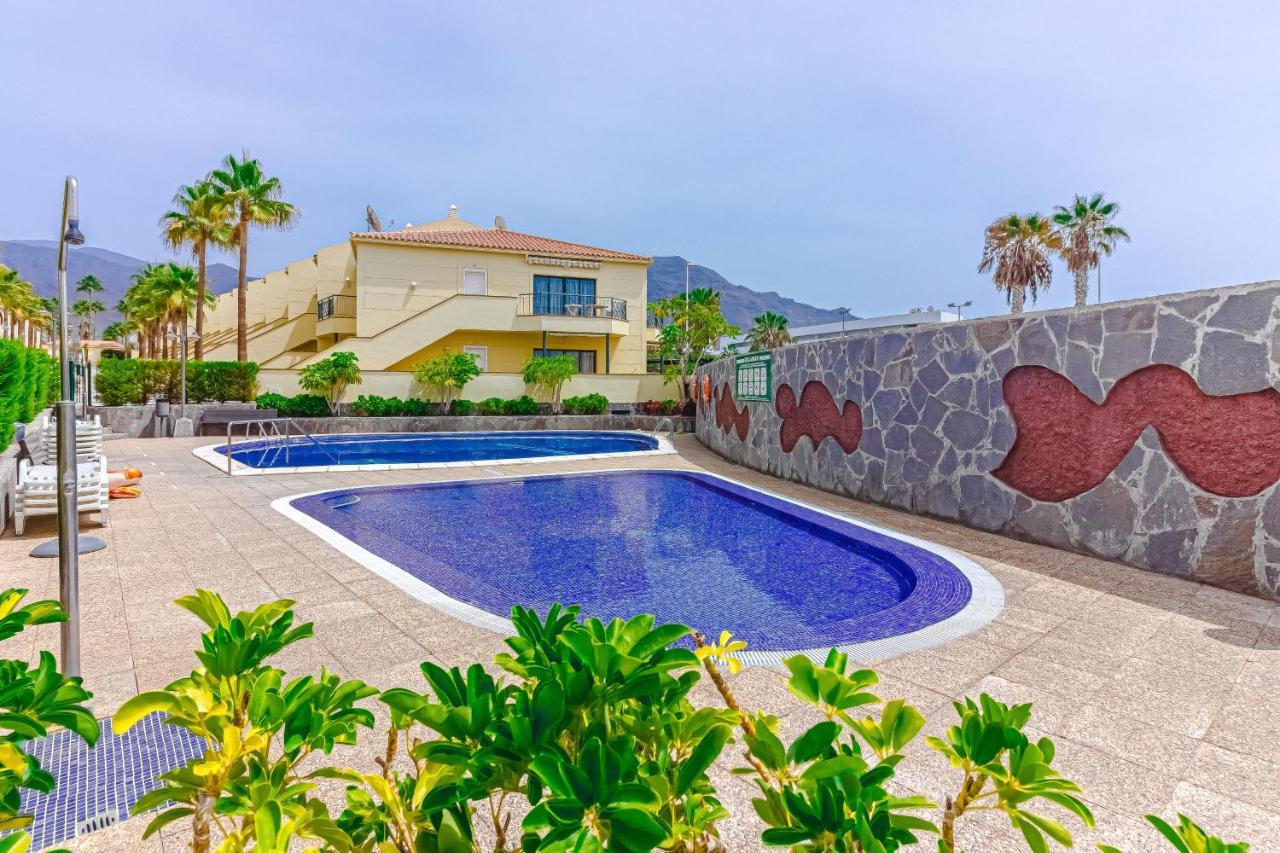 Cozy Apartment In El Duque By Altamarhomes アデヘ エクステリア 写真