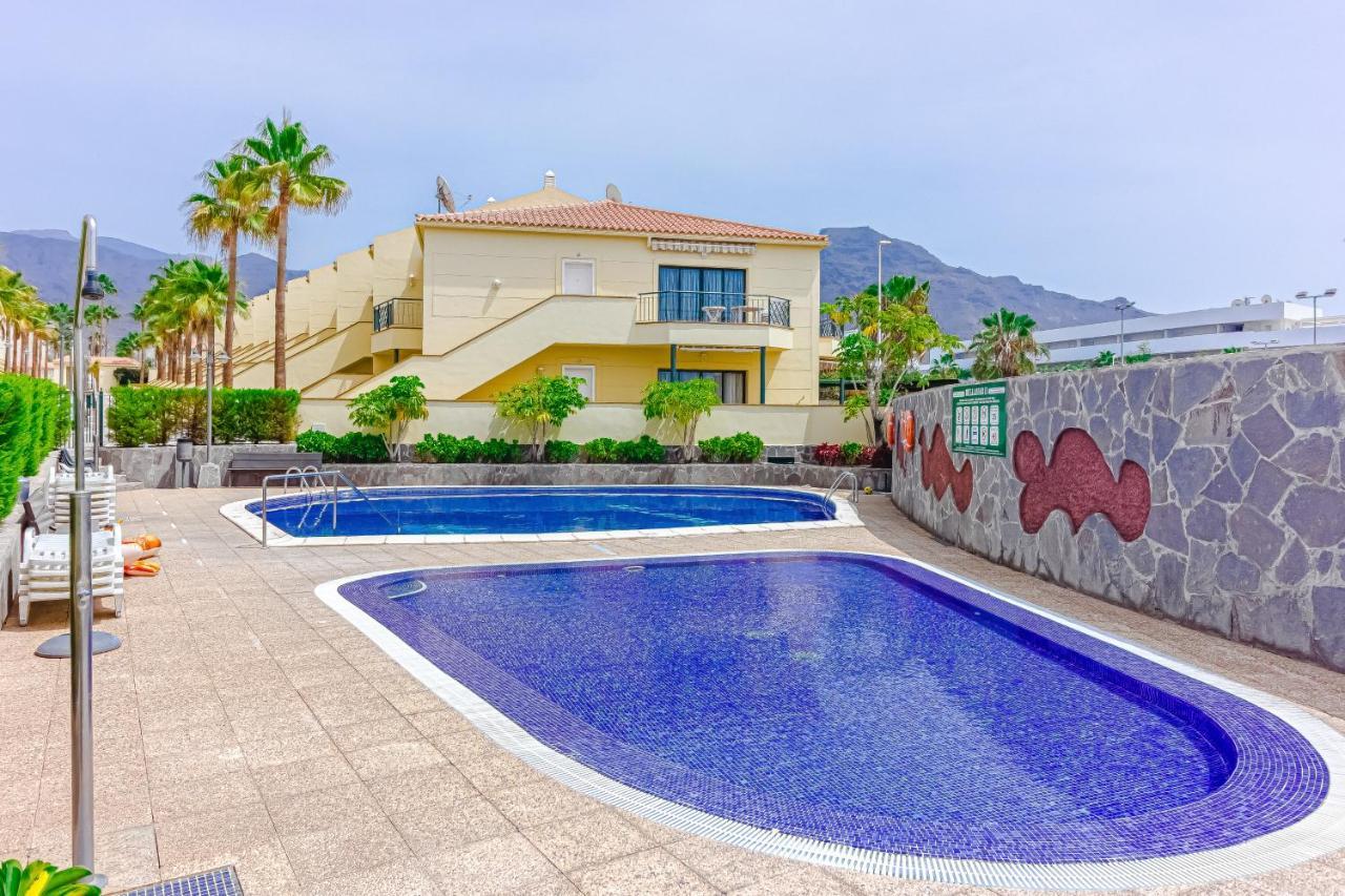 Cozy Apartment In El Duque By Altamarhomes アデヘ エクステリア 写真