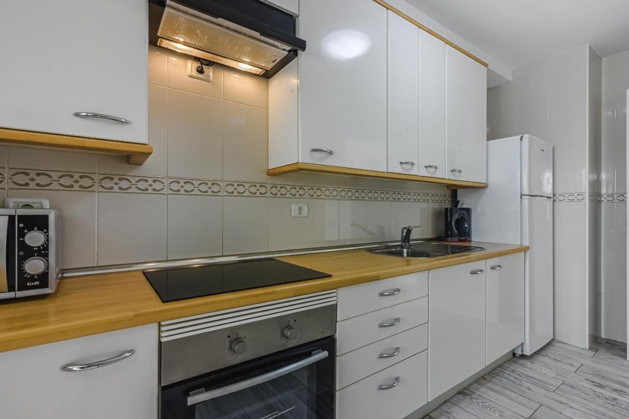 Cozy Apartment In El Duque By Altamarhomes アデヘ エクステリア 写真